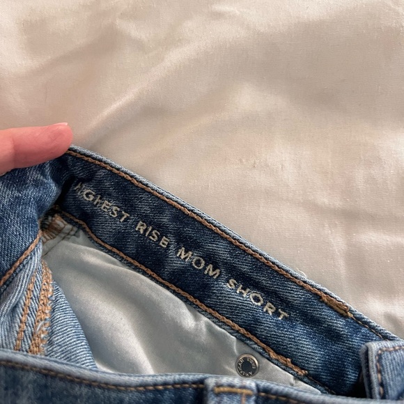American Eagle Mom shorts size 10 - Picture 3 of 4